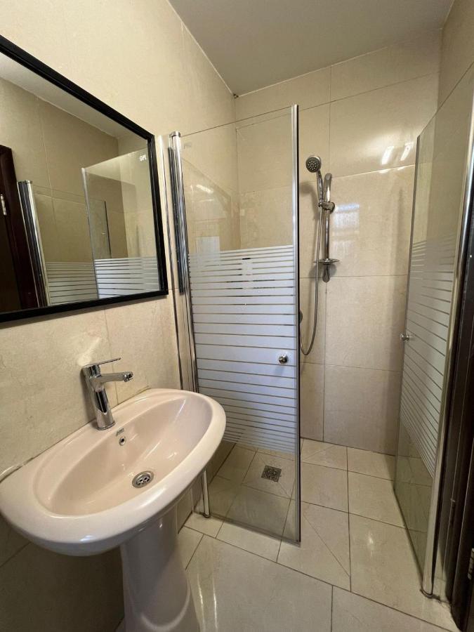 Central Ben Yehuda Apartment Иерусалим Экстерьер фото